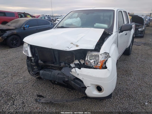 1N6AD0EV8JN742077 Nissan Frontier Sv