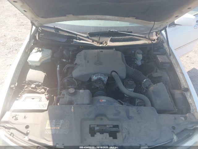Продаж на аукціоні авто 2001 Lincoln Town Car Cartier, vin: 1LNHM83W51Y613140, номер лоту: 43455133