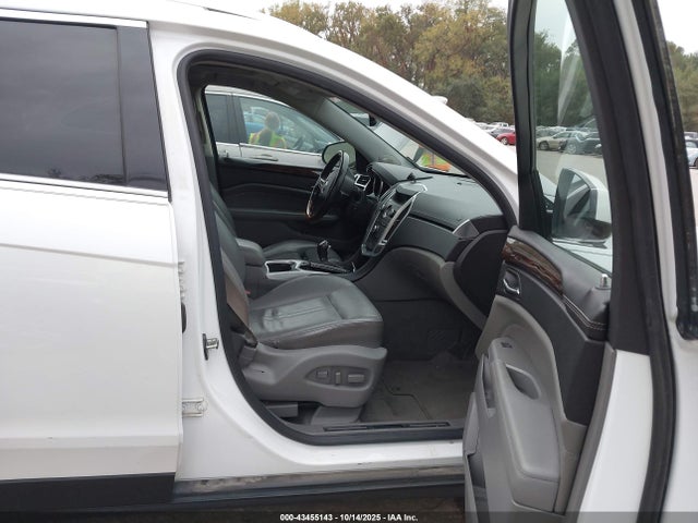 2010 CADILLAC SRX 3GYFNAEY9AS588310 Photo 4