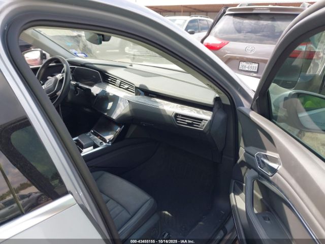 2021 AUDI E-TRON SPORTBACK WA12AAGE2MB012913 Photo 4