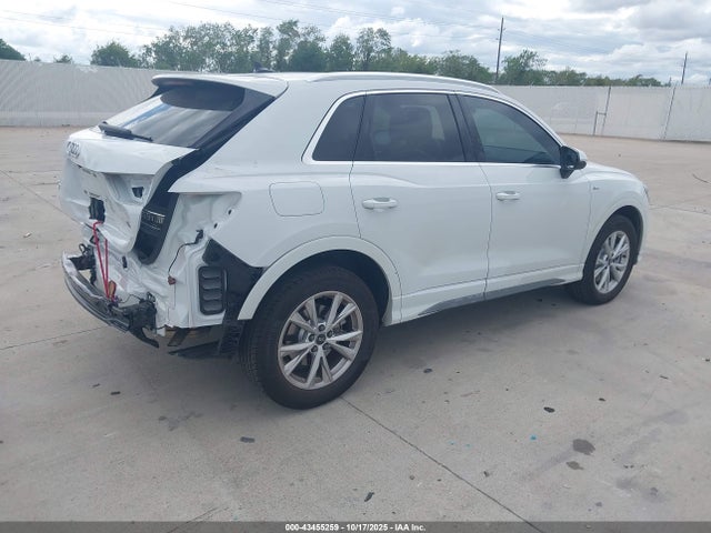 2025 AUDI Q3 WA1EECF34S1083708 Photo 3