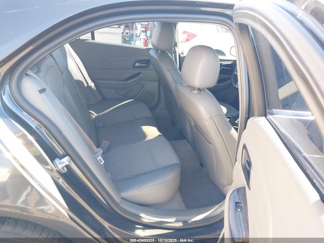 Chevrolet lkw 2015 1G11C5SL7FF341376 Image 8