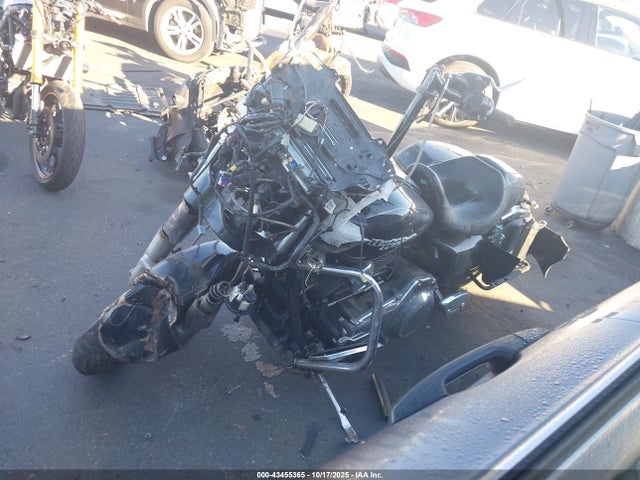 1HD1KRM13GB641906 Harley-Davidson Flhxs Street Glide Special