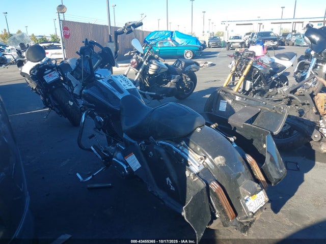 1HD1KRM13GB641906 Harley-Davidson Flhxs Street Glide Special