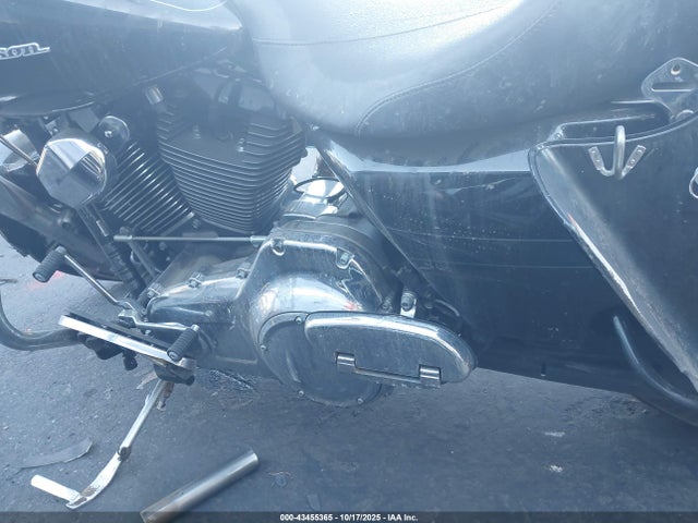 1HD1KRM13GB641906 Harley-Davidson Flhxs Street Glide Special