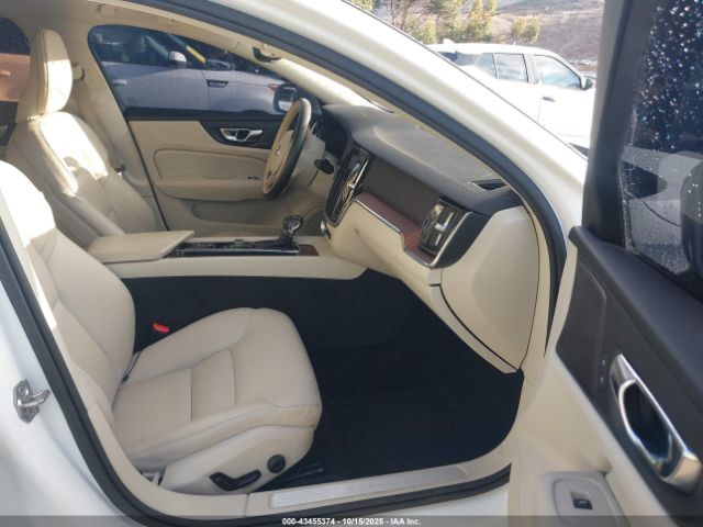 2020 VOLVO S60 7JR102FK9LG063958 Photo 4