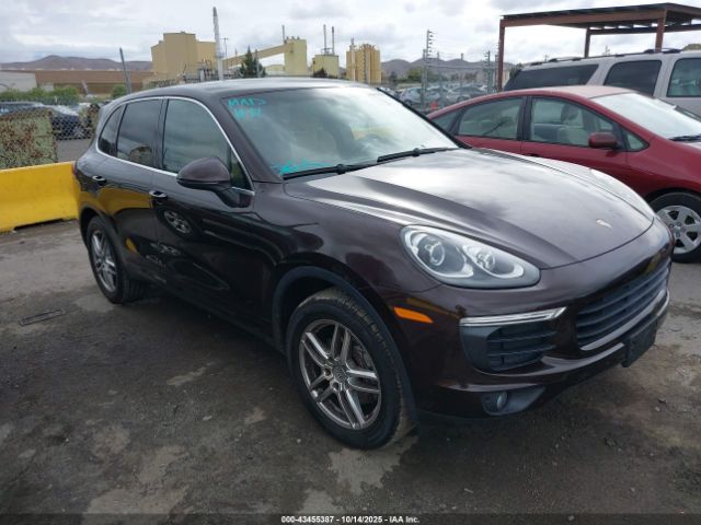 2016 PORSCHE CAYENNE WP1AA2A29GLA10966 Photo 0