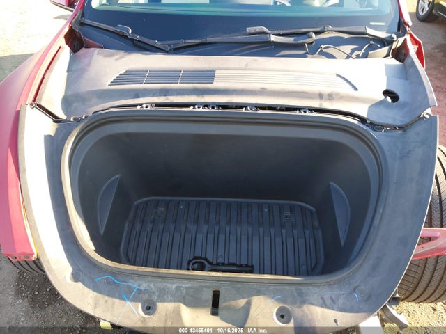 2020 TESLA MODEL Y 5YJYGDEE4LF024043 Photo 9