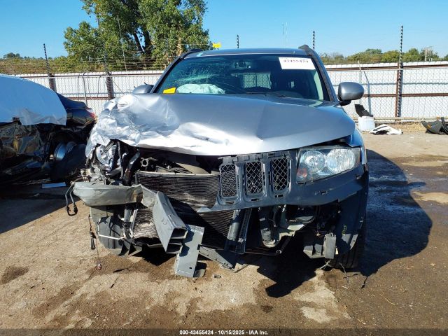 2016 JEEP COMPASS 1C4NJDEB4GD663563 Photo 5