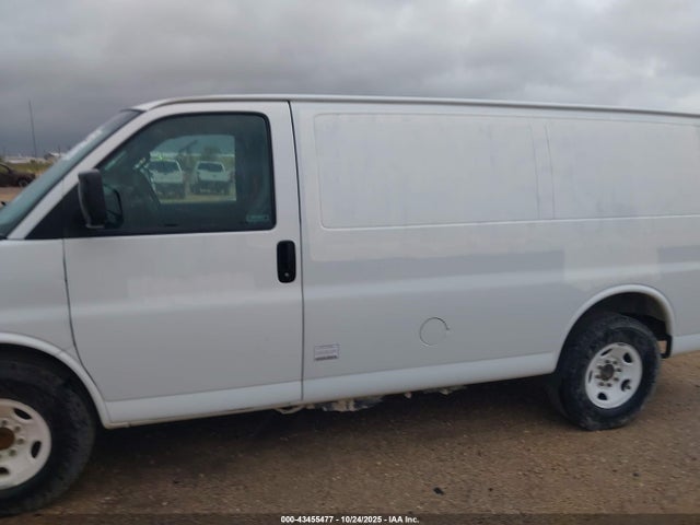 1GCWGAF14K1372319 Chevrolet Express 2500 Work Van