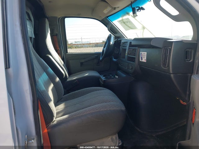 1GCWGAF14K1372319 Chevrolet Express 2500 Work Van
