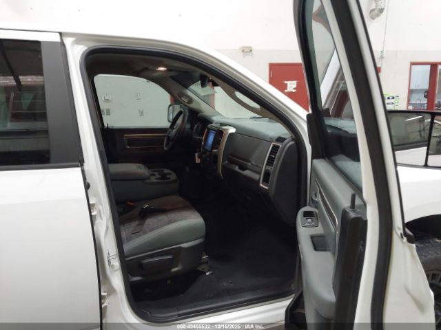 2019 RAM 1500 CLASSIC 1C6RR7LT8KS570046 Photo 4