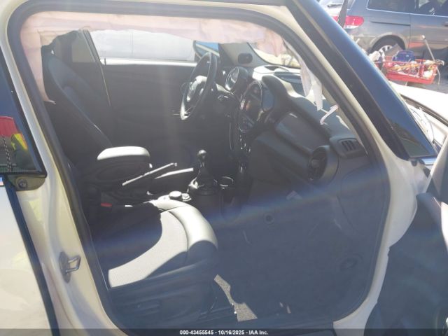 2016 MINI HARDTOP WMWXU1C52G2D57694 Photo 4