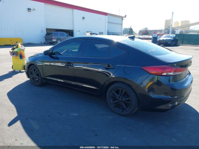 2017 HYUNDAI ELANTRA 5NPD84LFXHH088328 Photo 2