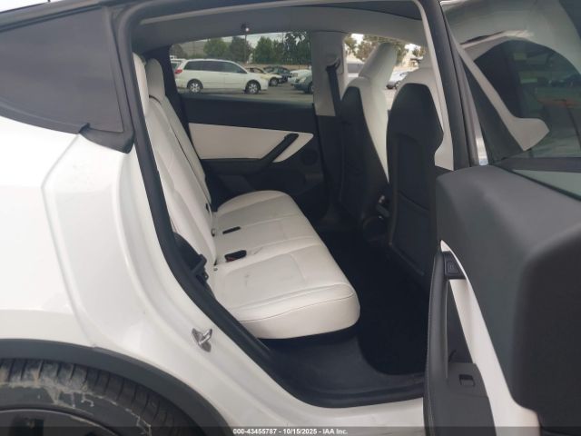 2022 TESLA MODEL Y 7SAYGDEF1NF406965 Photo 7