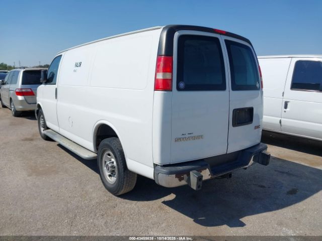 2017 GMC SAVANA 2500 1GTW7AFF5H1903807 Photo 2