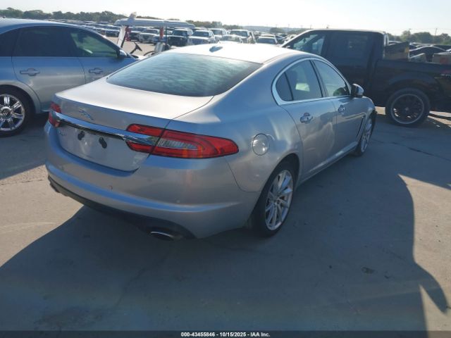 2012 JAGUAR XF SAJWA0FB7CLS34592 Photo 3
