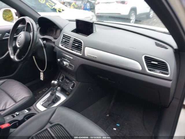2017 AUDI Q3 WA1JCCFS2HR007779 Photo 4