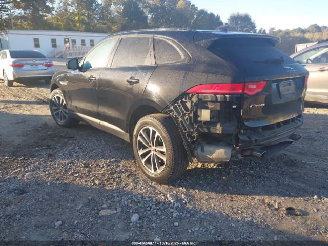 2018 JAGUAR F-PACE SADCJ2FX5JA264714 Photo 2