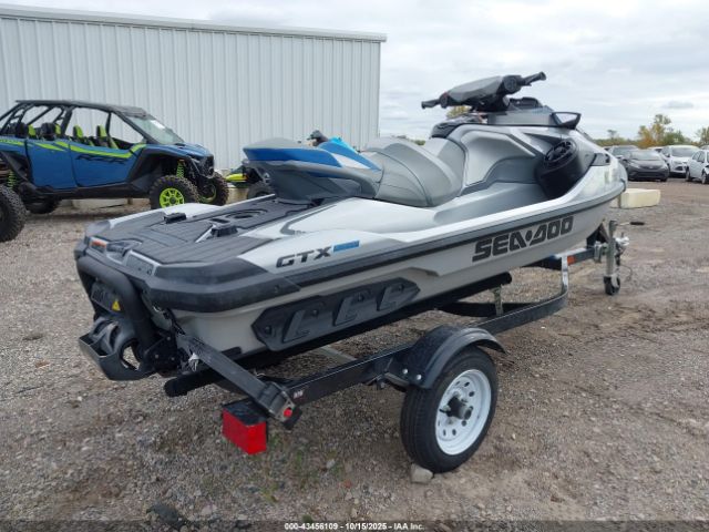 2021 SEADOO GTX-300 LIMITED YDVA3001G121 Photo 3