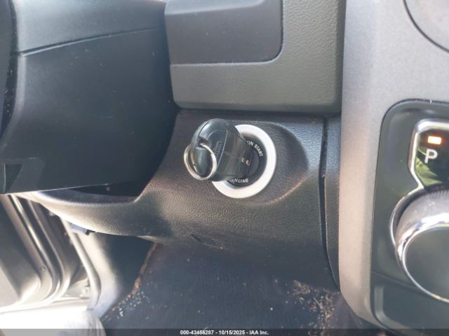 2017 RAM 1500 1C6RR6KT0HS833750 Photo 10