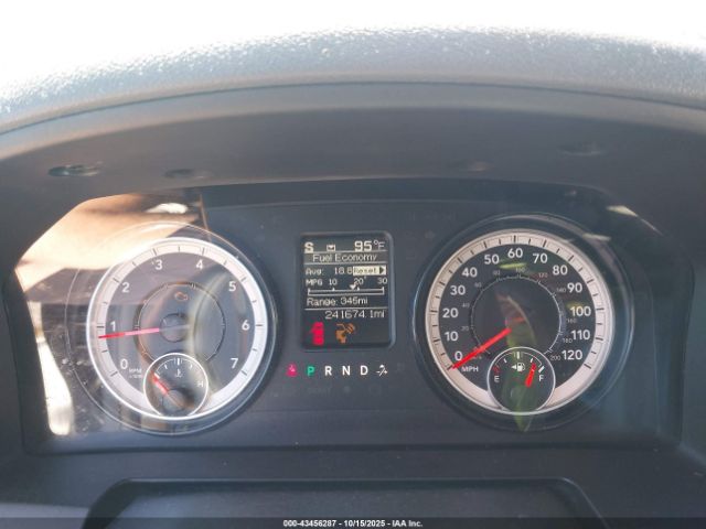 2017 RAM 1500 1C6RR6KT0HS833750 Photo 6