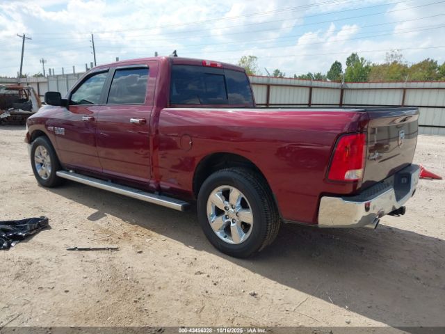 2017 RAM 1500 1C6RR6TT6HS610207 Photo 2
