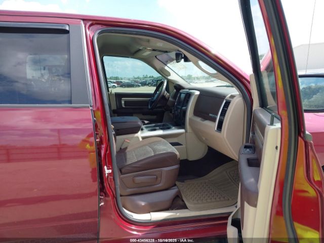 2017 RAM 1500 1C6RR6TT6HS610207 Photo 4