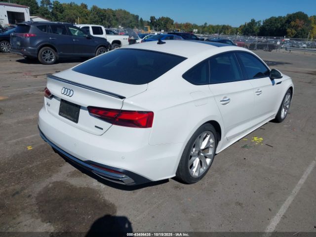 2022 AUDI A5 SPORTBACK WAUCBCF59NA004168 Photo 3