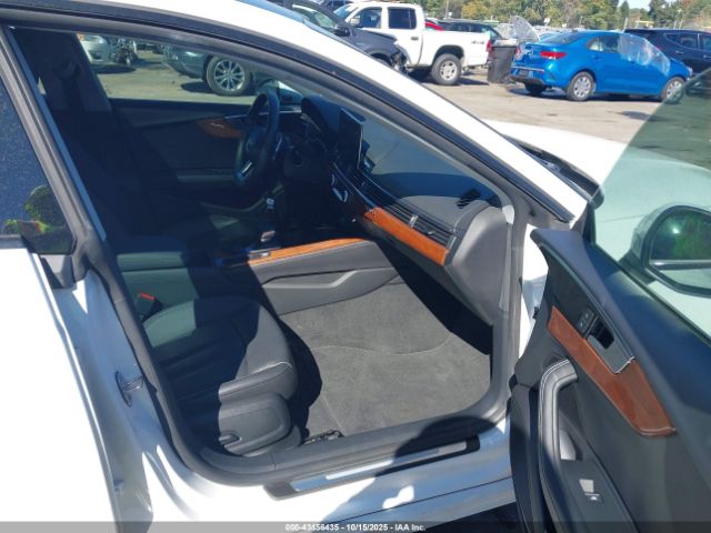 2022 AUDI A5 SPORTBACK WAUCBCF59NA004168 Photo 4