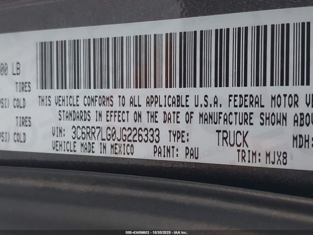 2018 RAM 1500 3C6RR7LG0JG226333 Photo 8