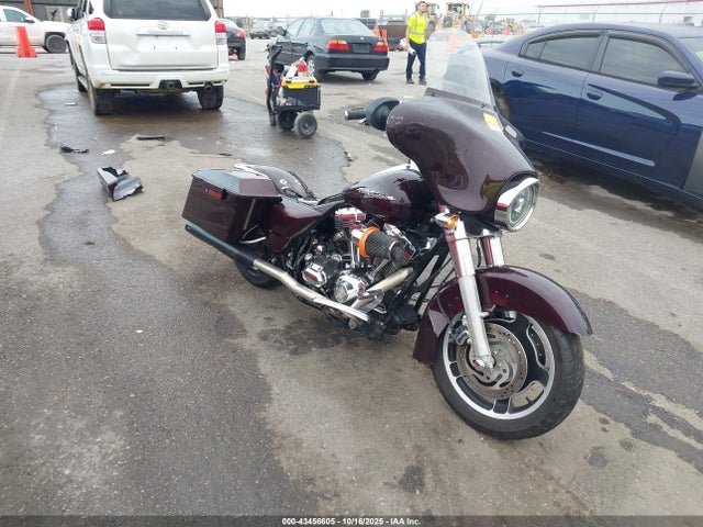 2007 HARLEY-DAVIDSON FLHX 1HD1KB4187Y721352