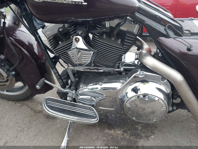 2007 HARLEY-DAVIDSON FLHX 1HD1KB4187Y721352 Photo 8
