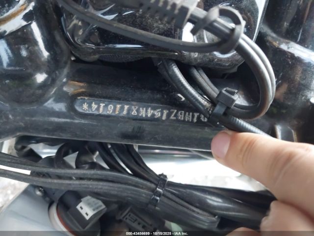 2004 HARLEY-DAVIDSON VRSCB 1HD1HBZ154K811614 Photo 9