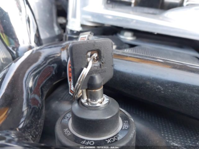 2004 HARLEY-DAVIDSON VRSCB 1HD1HBZ154K811614 Photo 10