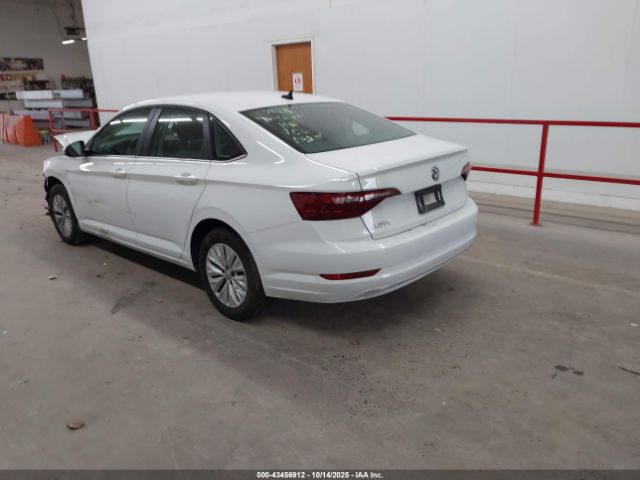 2020 VOLKSWAGEN JETTA 3VWCB7BU2LM053569 Photo 2