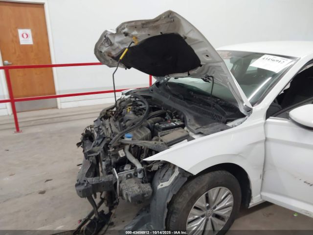 2020 VOLKSWAGEN JETTA 3VWCB7BU2LM053569 Photo 5