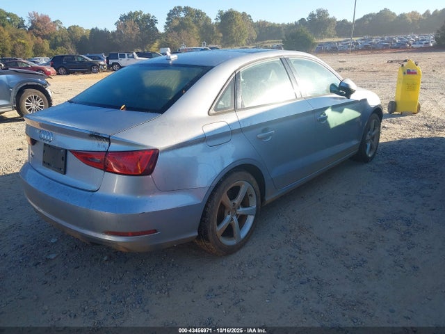 2015 AUDI A3 WAUACGFF4F1070732 Photo 3