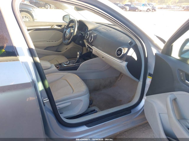 2015 AUDI A3 WAUACGFF4F1070732 Photo 4