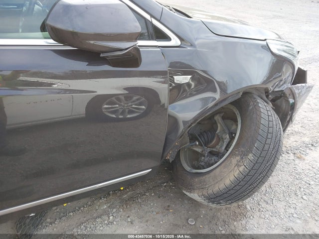 2017 CADILLAC XT5 1GYKNDRSXHZ315606 Photo 5