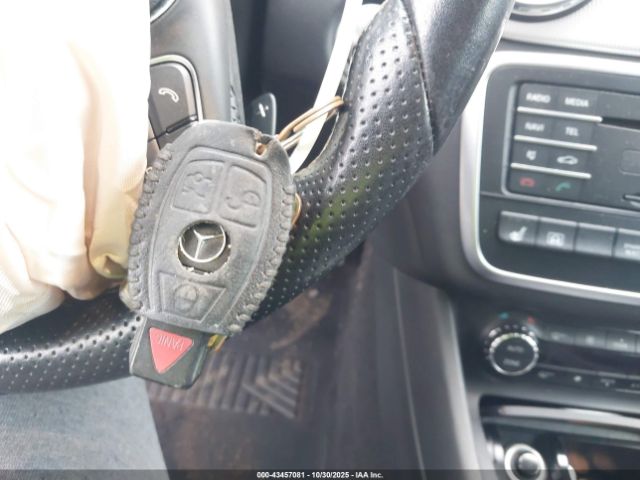 2017 MERCEDES-BENZ GLA 250 WDCTG4GB8HJ345235 Photo 10