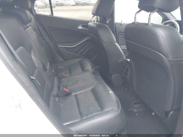 2017 MERCEDES-BENZ GLA 250 WDCTG4GB8HJ345235 Photo 7