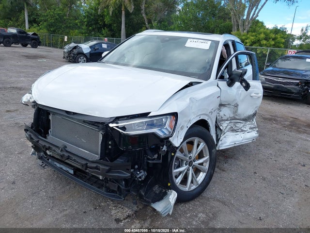 2025 AUDI Q3 WA1DECF35S1031449 Photo 1