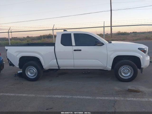 Toyota Tacoma 2025 3TYJDAKN7ST020337 Image 28