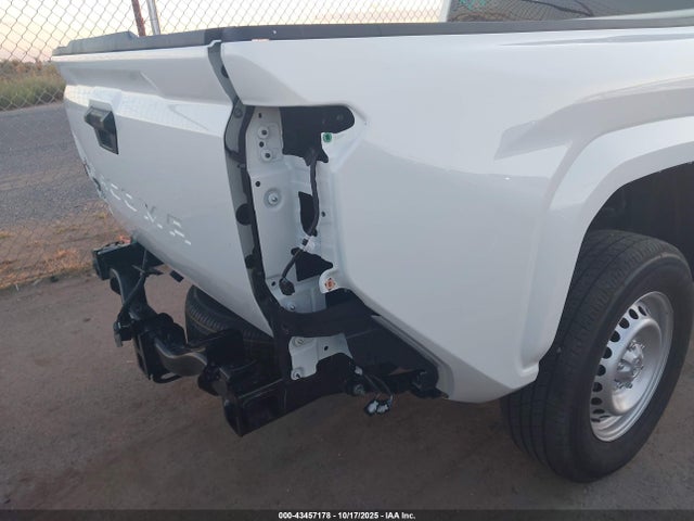 Toyota Tacoma 2025 3TYJDAKN7ST020337 Image 26