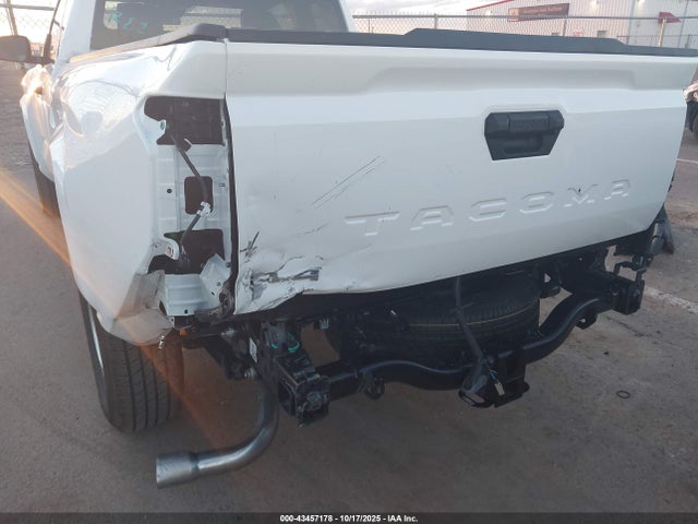 Toyota Tacoma 2025 3TYJDAKN7ST020337 Image 20
