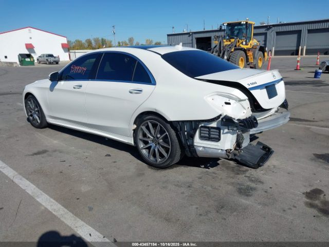 2019 MERCEDES-BENZ S 560 WDDUG8GB8KA436231 Photo 2