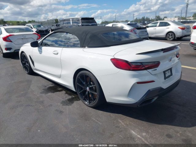 2022 BMW M850I WBAFY4C07NCH97021 Photo 2