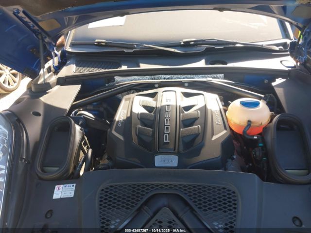 2017 PORSCHE MACAN WP1AF2A5XHLB60369 Photo 9