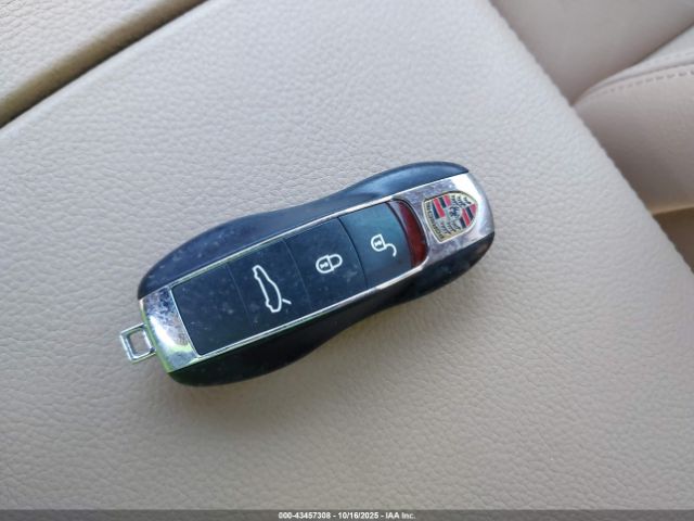 2011 PORSCHE PANAMERA WP0AB2A78BL061295 Photo 10